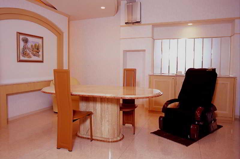 Hotel Fine Garden Juso (Adults Only) Οσάκα Εξωτερικό φωτογραφία